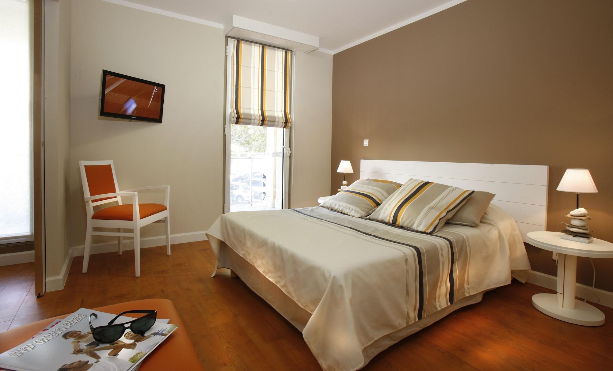 Hotel Club La Font Des Horts Hyères Kültér fotó