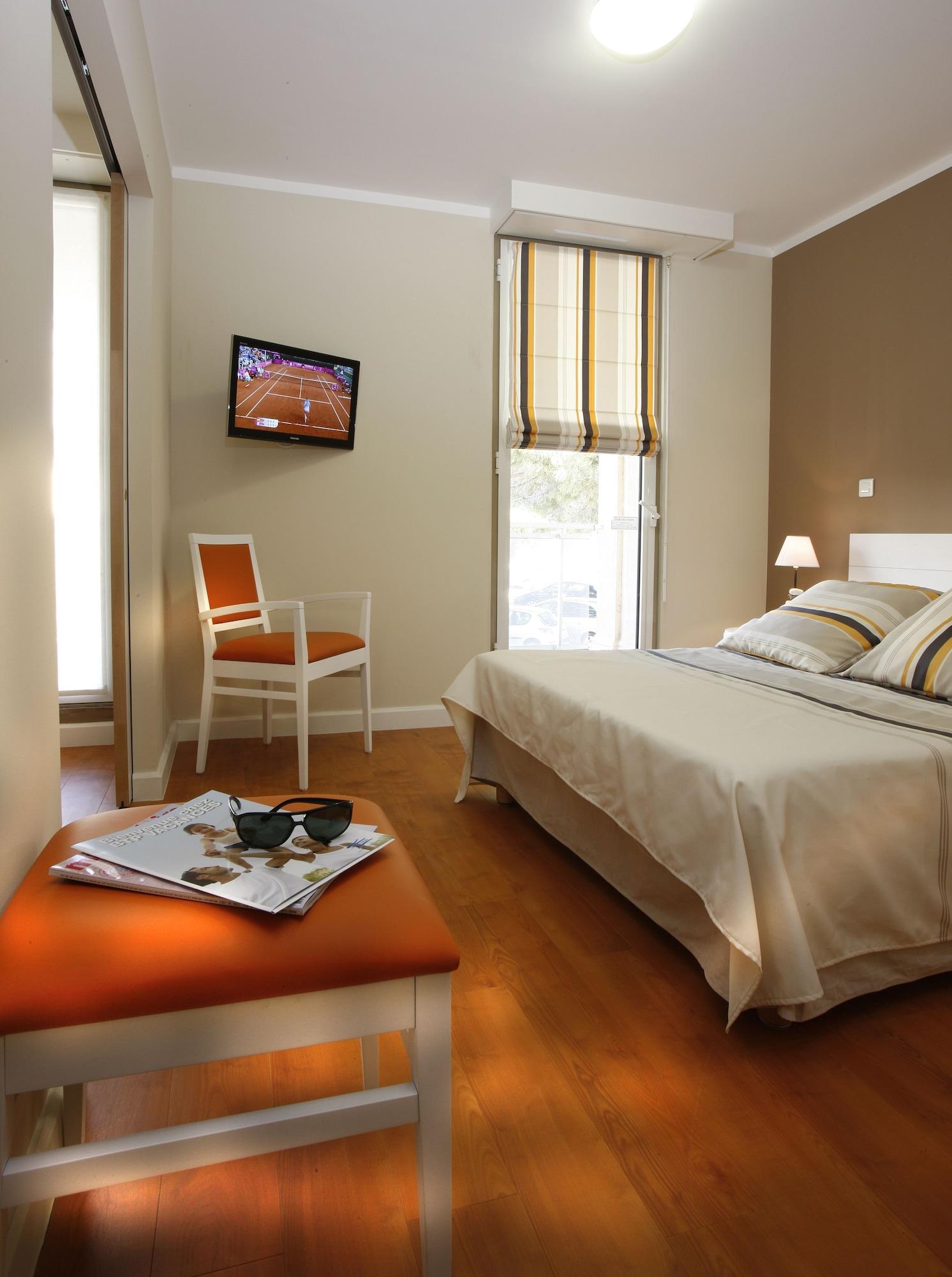 Hotel Club La Font Des Horts Hyères Kültér fotó